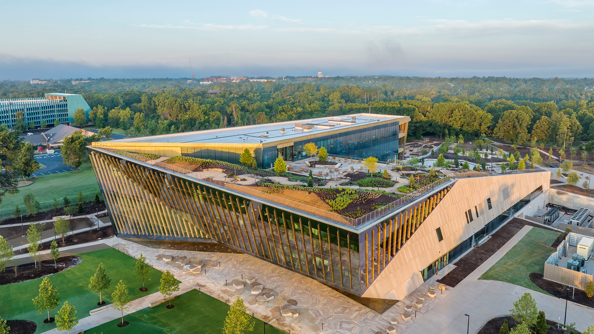 Alice L. Walton School of Medicine Opens, Expanding Health Care Education in Northwest Arkansas